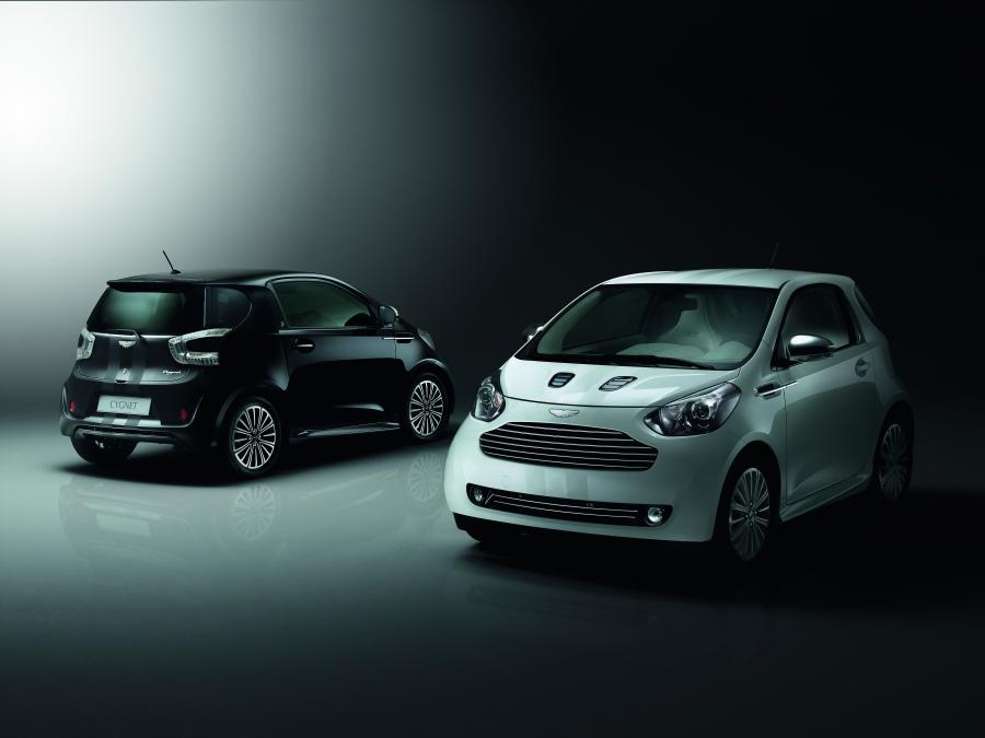  Aston Martin Cygnet White Edition 2011 года  (WW) (фото 2 из 5)